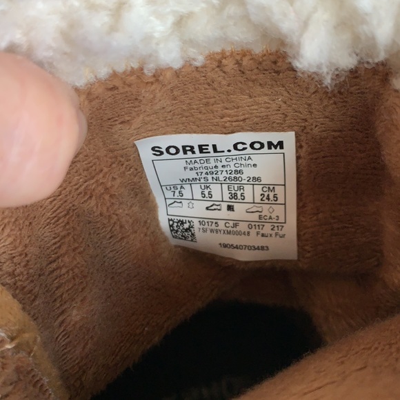 Sorel Emelie Lace-Up Boots - Picture 5 of 7